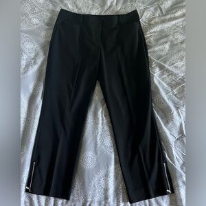 NY&Co black ankle pant w/zipper detail